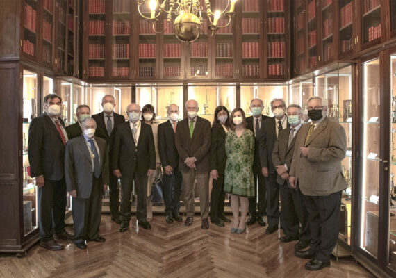 Fundación ASISA patrocina la exposición “Colección Bruni” de Microscopios en la Real Academia Nacional de Medicina de España