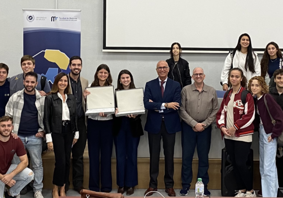 LA CÁTEDRA ASISA DE SALUD CEREBRAL Y COGNITIVA DE LA UNIVERSIDAD DE MÁLAGA OTORGA EL PREMIO NACIONAL A LA MEJOR TESIS DOCTORAL Y EL PREMIO MEJOR TRABAJO FIN DE GRADO EN SALUD CEREBRAL Y COGNITIVA
