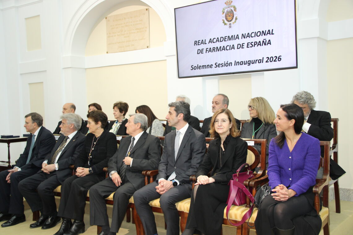 La Fundación ASISA hace entrega del Premio Científico que patrocina durante el acto inaugural del Curso Académico 2026 de La Real Academia Nacional de Farmacia